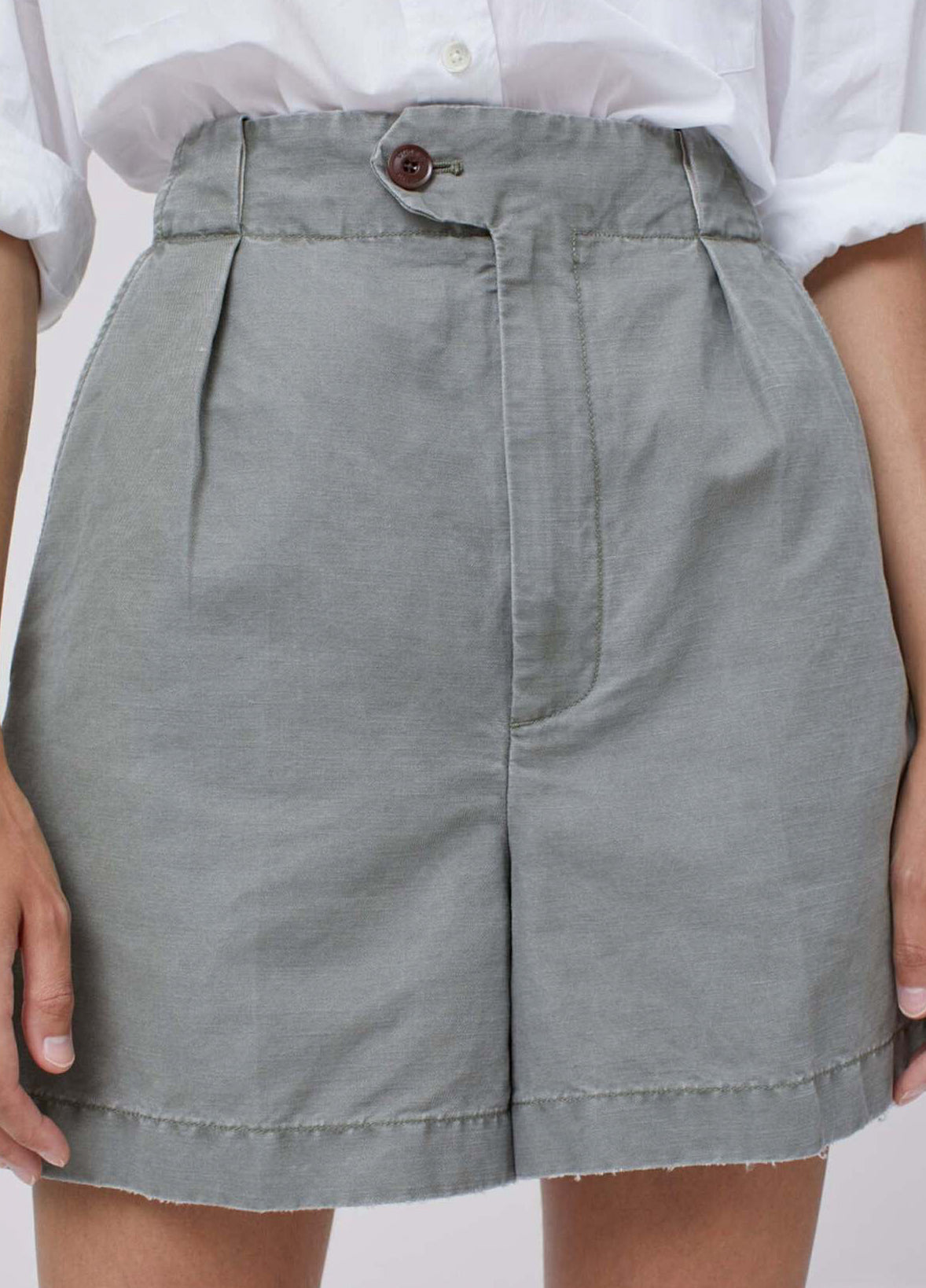 Closed Shape Shorts - Basil
