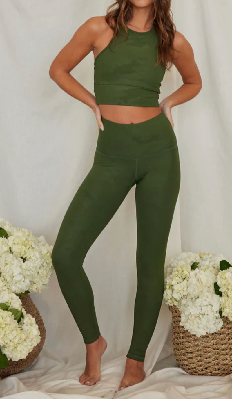 Strut This Scarlett Ankle Legging - Green Embossed Camo