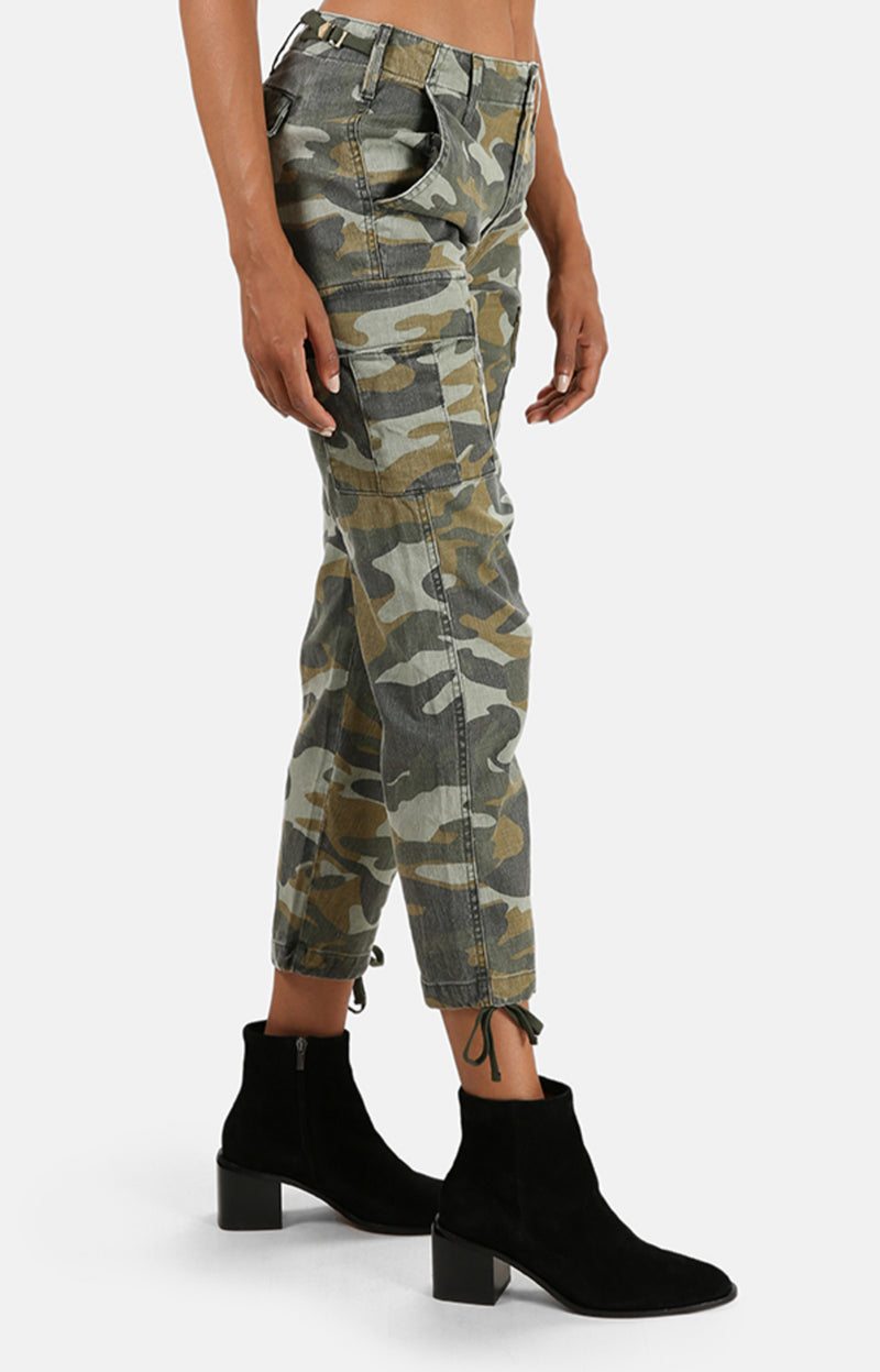 MOTHER Sir, Yes Sir! Pants - Finding Strength Camo