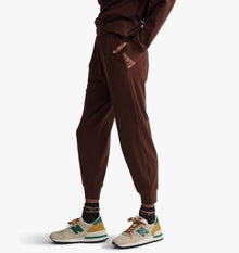 Varley Brushed Rib Slim Cuff Pant 25" - Dark Walnut