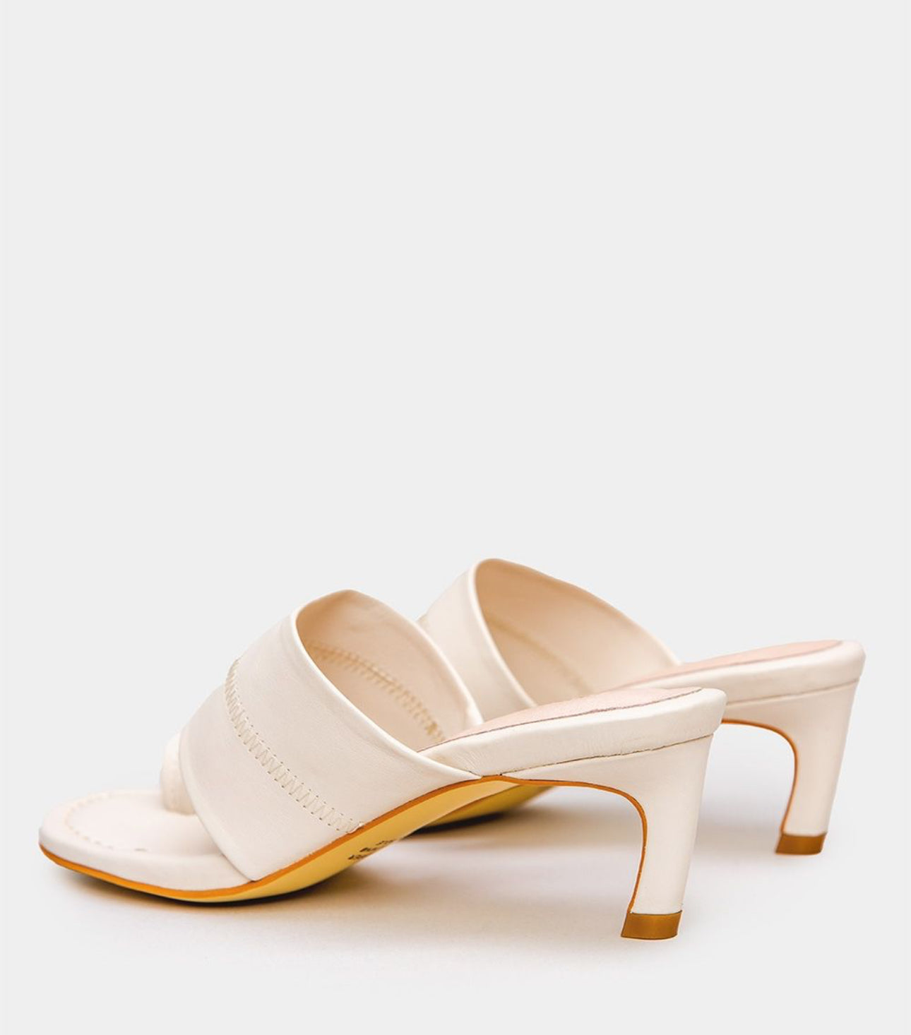 Intentionally Blank Ving Sandal - Off White