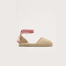 Guanabana Valencia Flat With Pompon - Beige