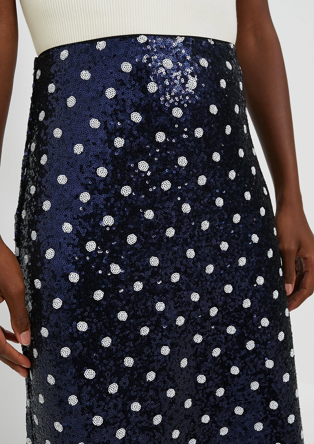 Baum und Pherdgarten Navy Dotted Sequence Jily Skirt