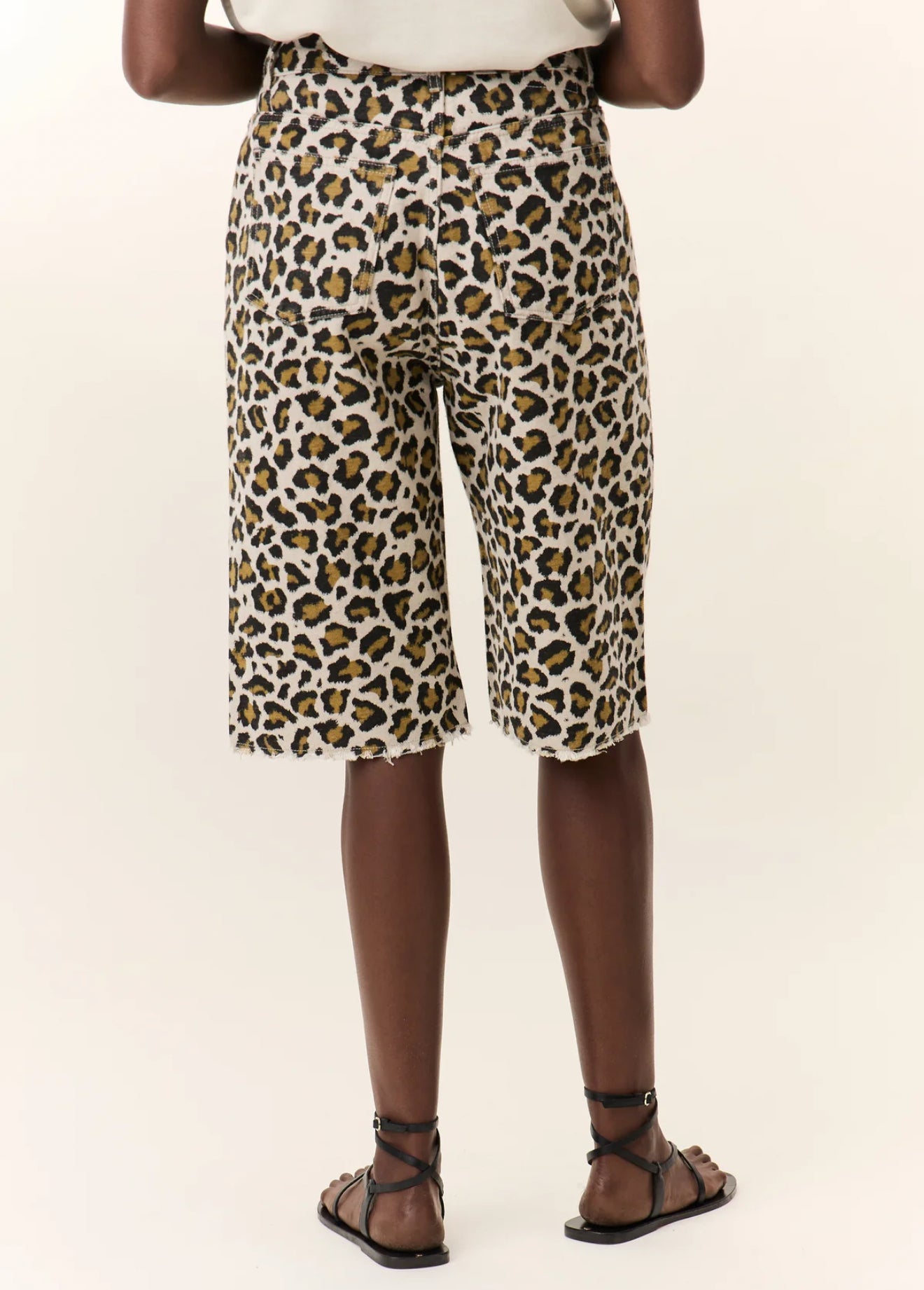 Leon & Harper Frankie Leo Beige Shorts
