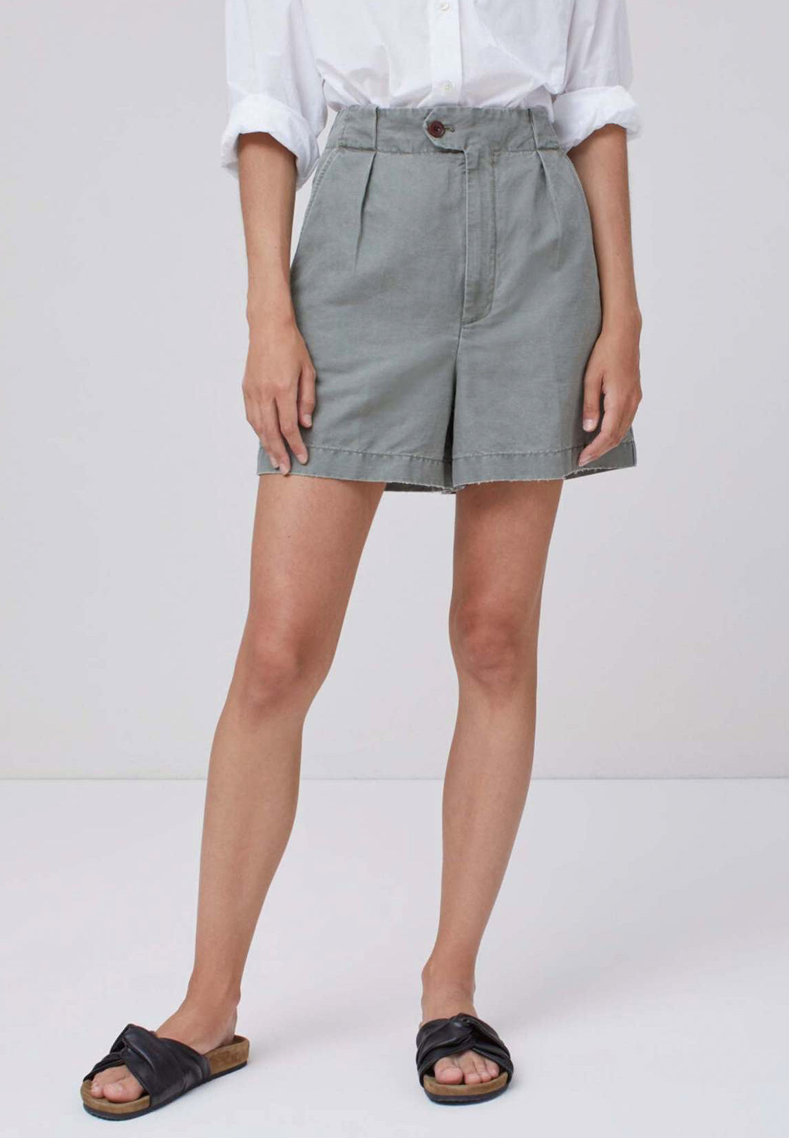 Closed Shape Shorts - Basil