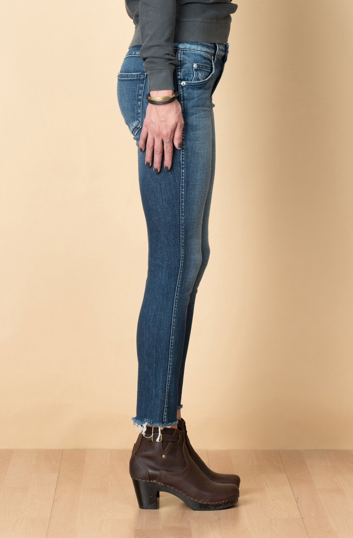AMO Stix Crop - Sweet Heart