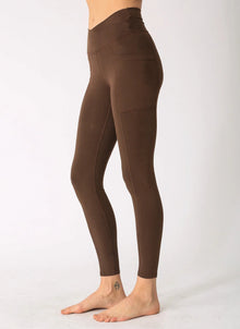 Electric & Rose Crossover Legging - Cocoa