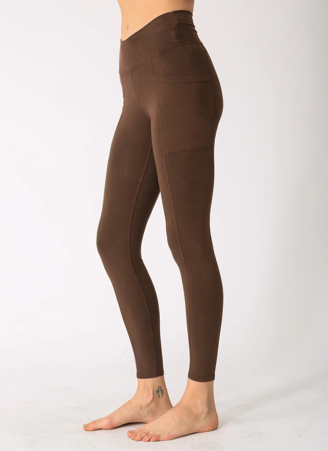 Electric & Rose Crossover Legging - Cocoa
