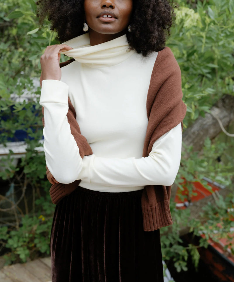 DONNI. The Baby Rib Turtleneck - Powder