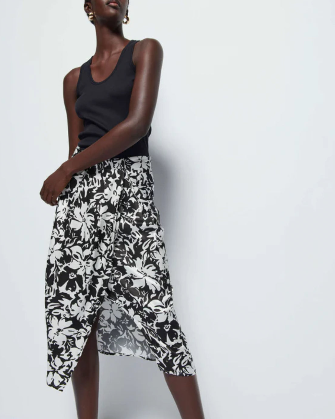 Nation Ltd Suri Sarong - Black Botanical Floral