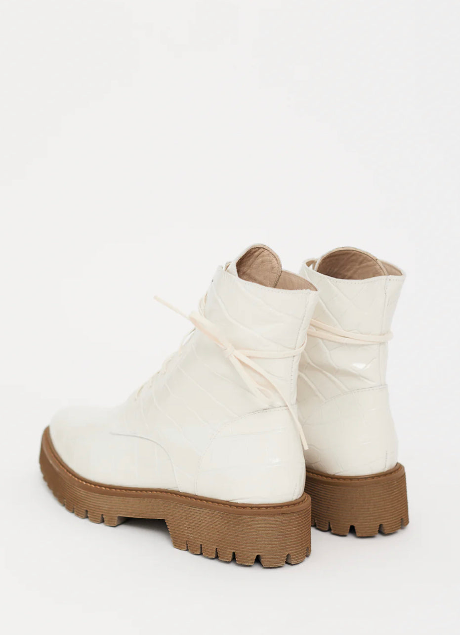 Frēda Salvador Emi Lace Up Boot - Creme Embossed Croc