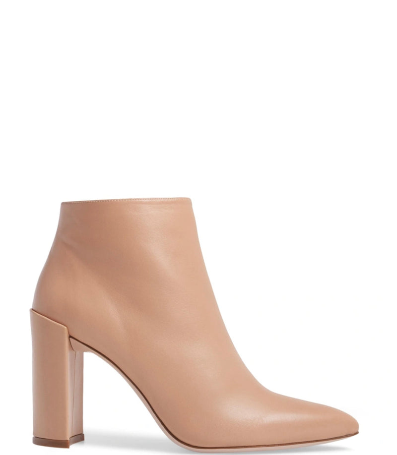 Stuart Weitzman Pure Pointy Toe Bootie - Bambina