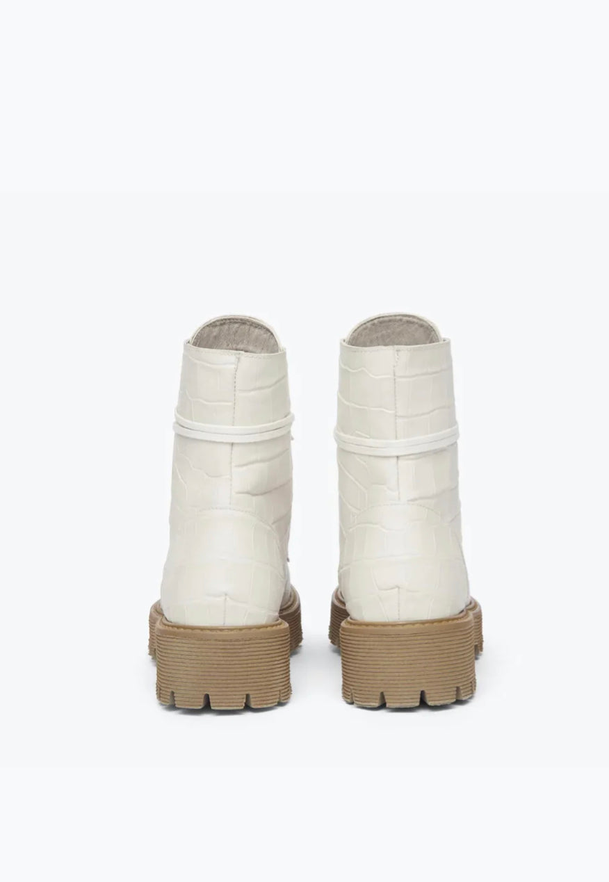 Frēda Salvador Emi Lace Up Boot - Creme Embossed Croc