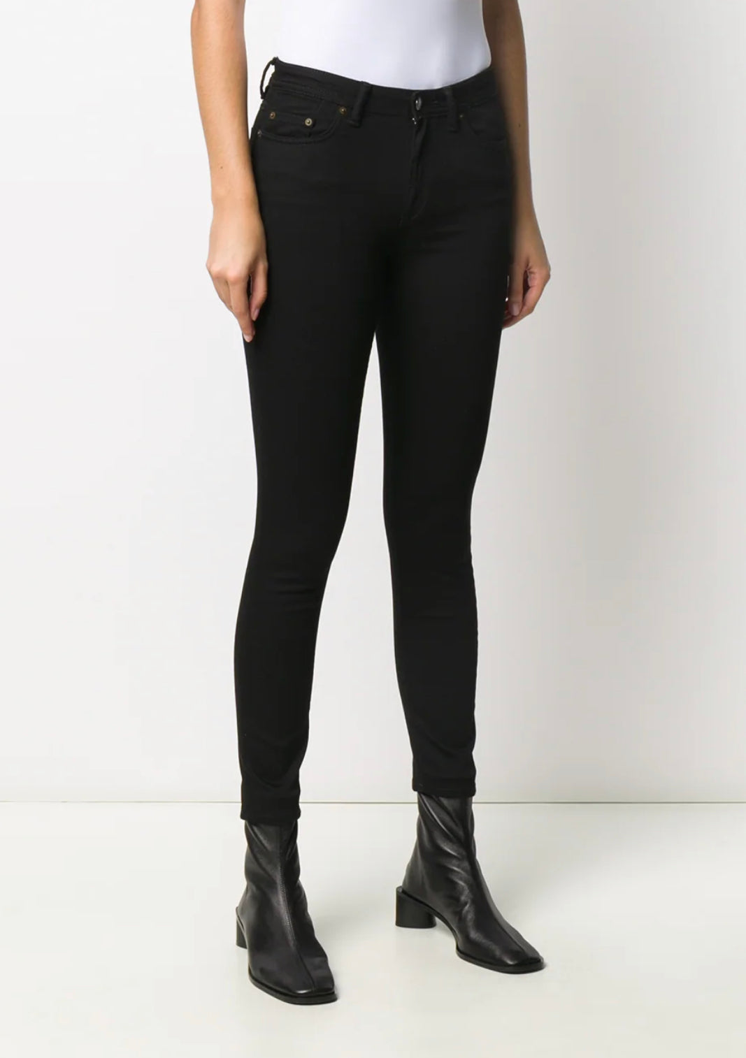 ACNE STUDIOS Skin 5 Pocket Mid-rise Skinny Leg in Black